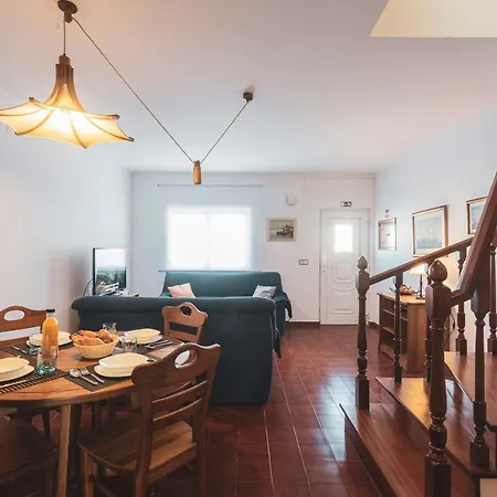 Best Houses 08 - Surf House In Baleal