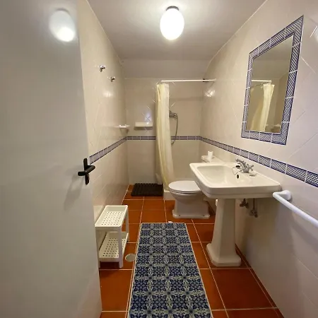 Best Houses 08 - Surf House In Baleal Peniche