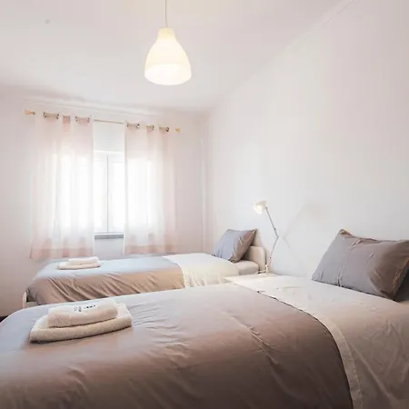 Best Houses 08 - Surf House In Baleal *